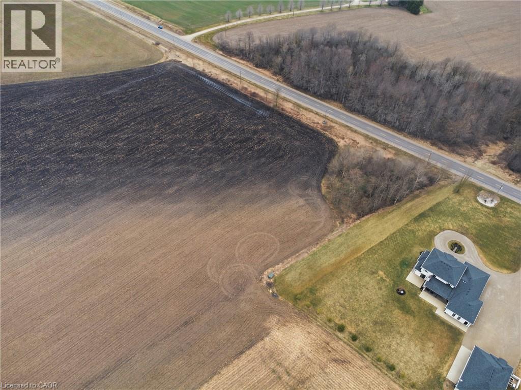 9 Wellington Road 9, Mapleton, ON