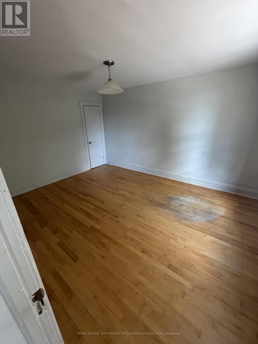 180 Second Avenue, Ottawa, ON - Indoor Photo Showing Other Room