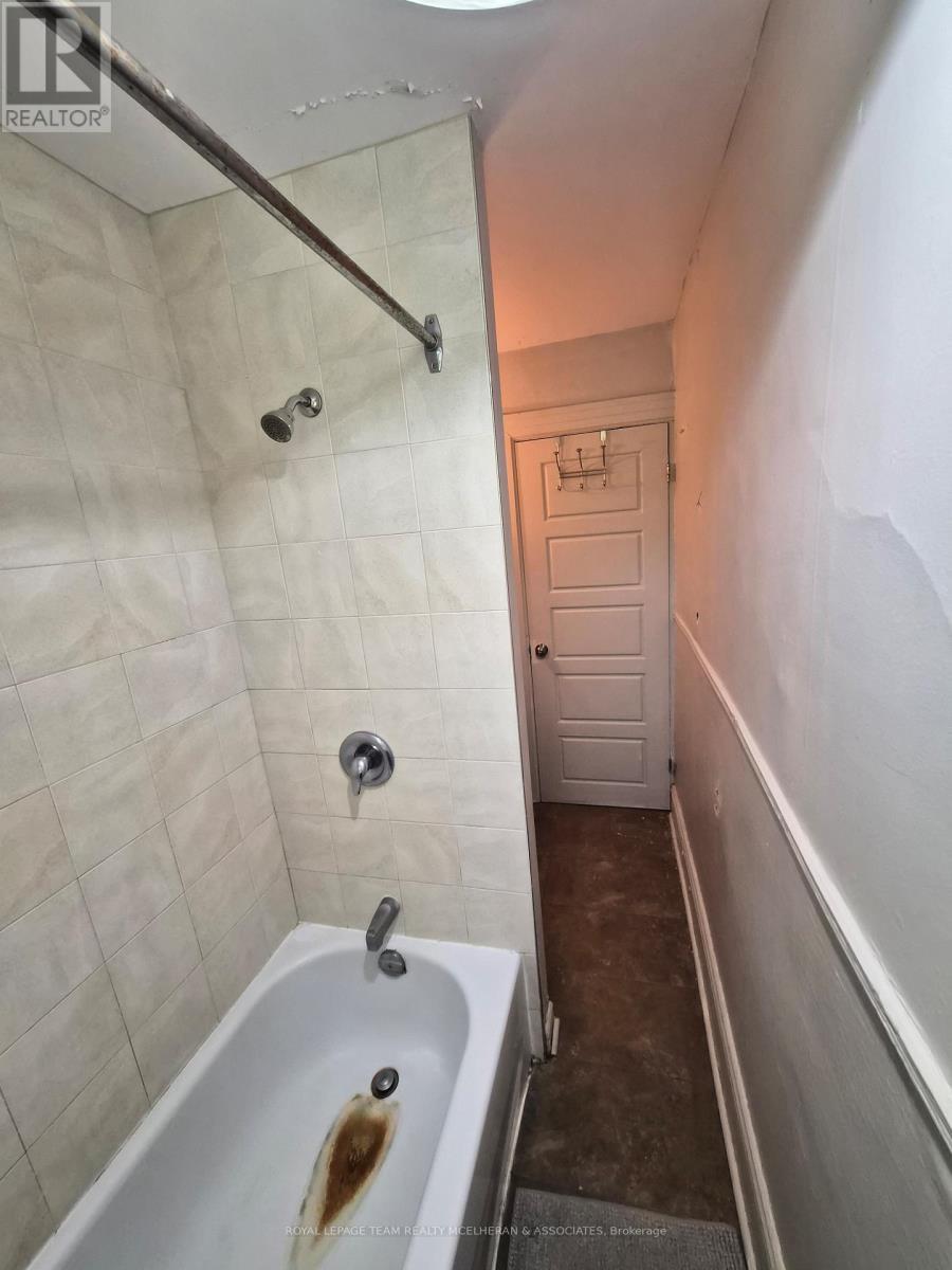 180 Second Avenue, Ottawa, ON