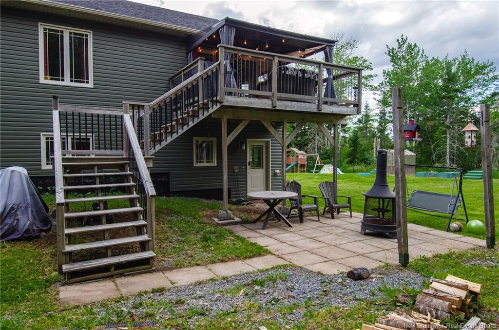 18 Castlewood Dr, Hampton, NB