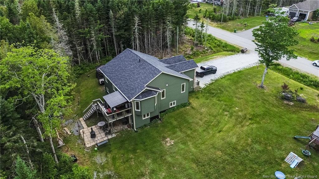 18 Castlewood Dr, Hampton, NB