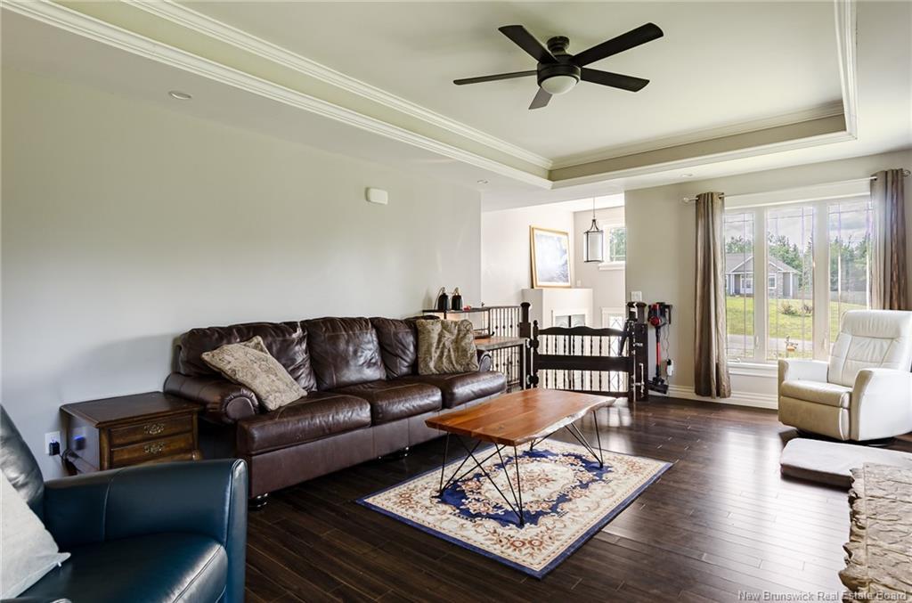 18 Castlewood Dr, Hampton, NB