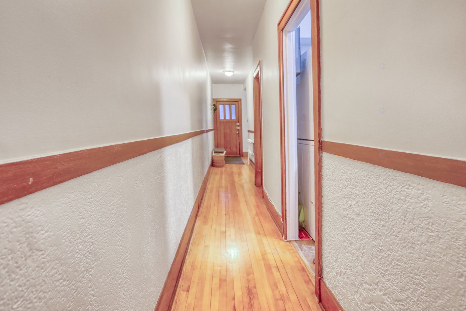 Corridor - 3-2455 Boul. Édouard-Montpetit, Montréal (Côte-Des-Neiges/Notre-Dame-De-Grâce), QC