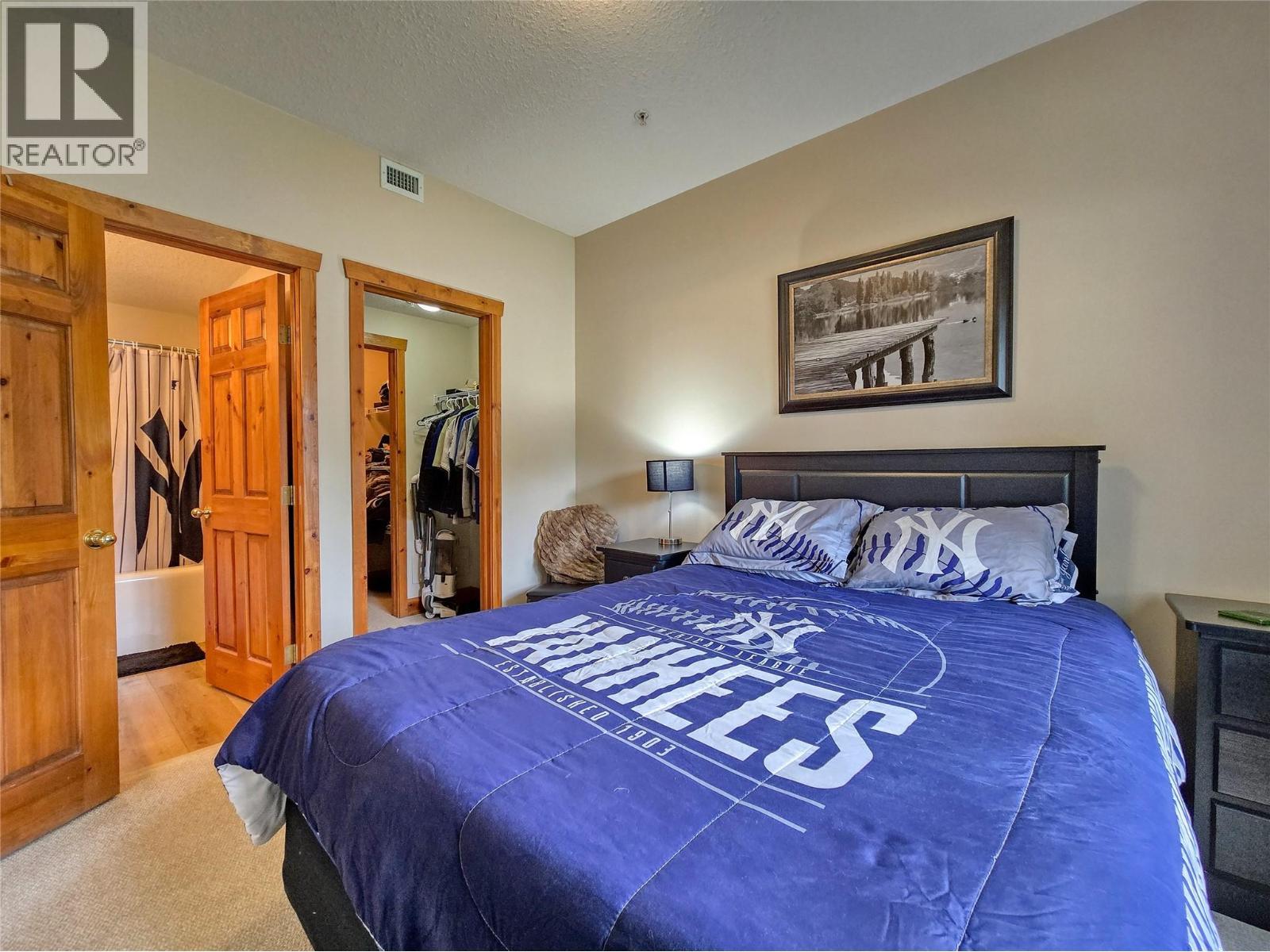 701 14A Crescent Unit# 102, Invermere, BC