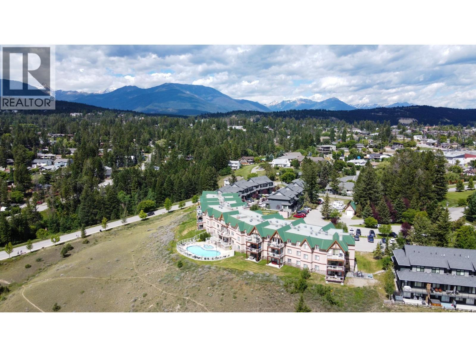 701 14A Crescent Unit# 102, Invermere, BC