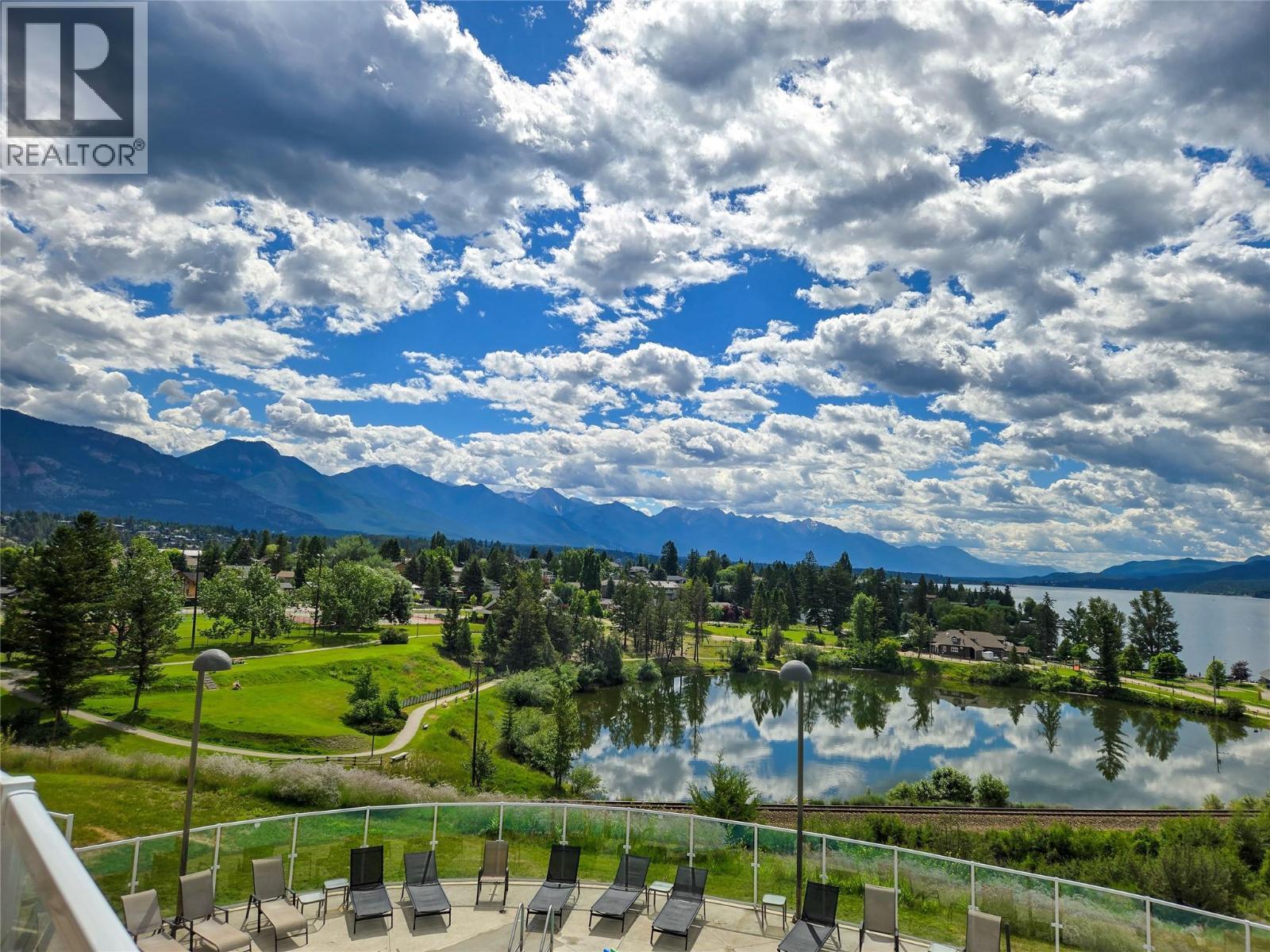 701 14A Crescent Unit# 102, Invermere, BC