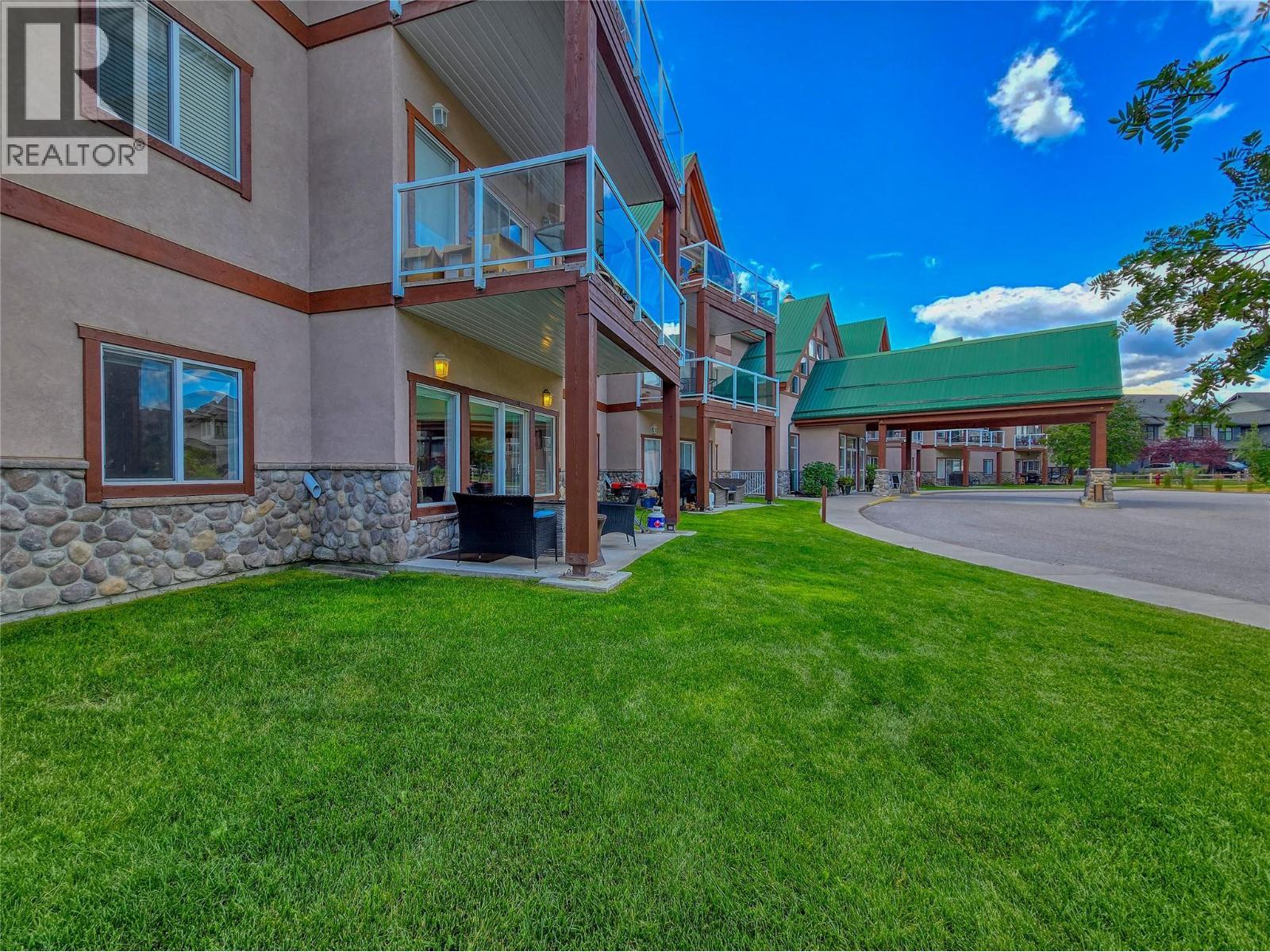 701 14A Crescent Unit# 102, Invermere, BC