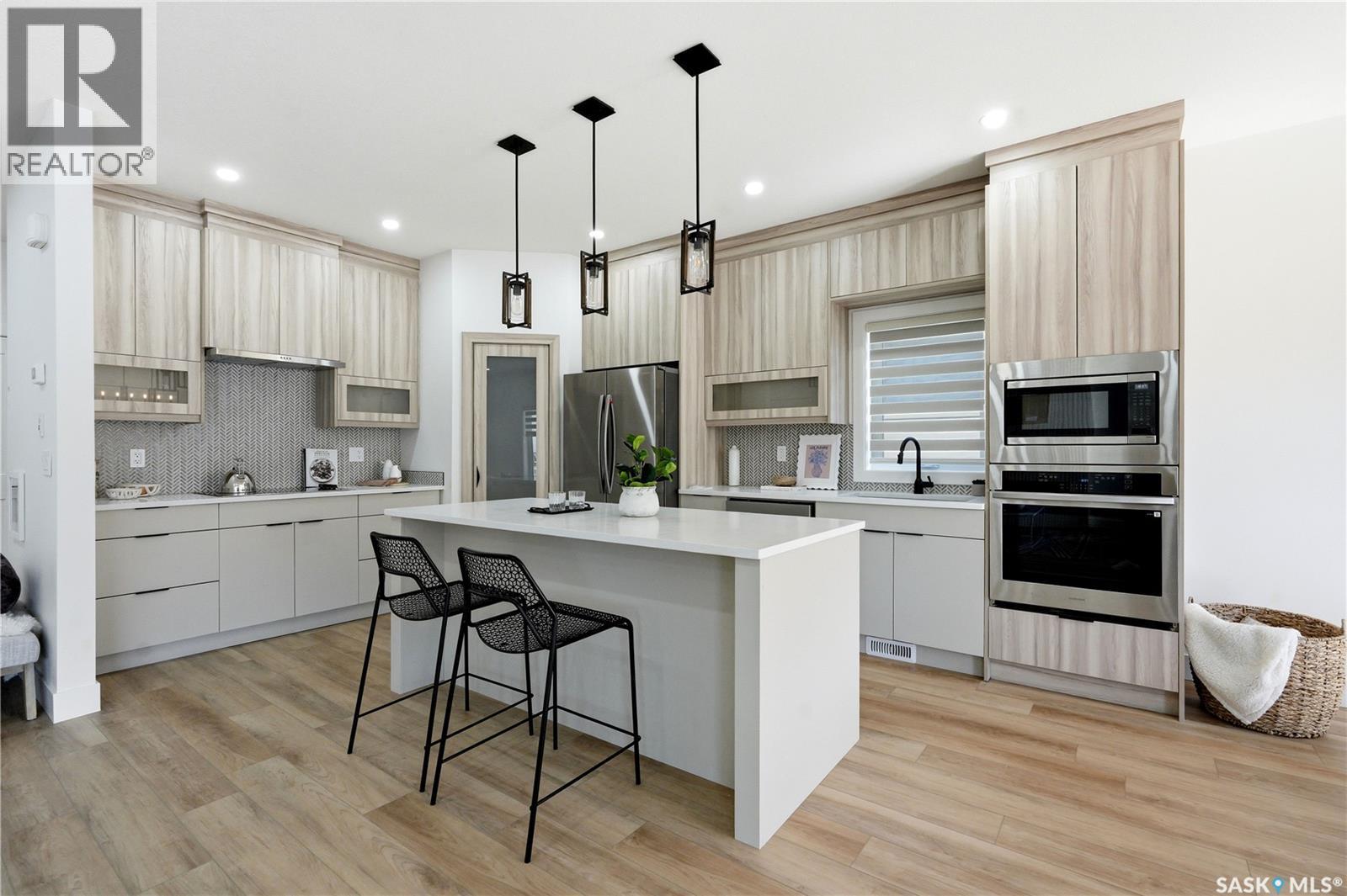 275 Dziadyk Manor, Saskatoon, SK