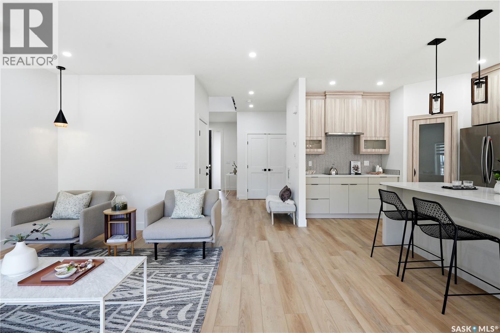 275 Dziadyk Manor, Saskatoon, SK
