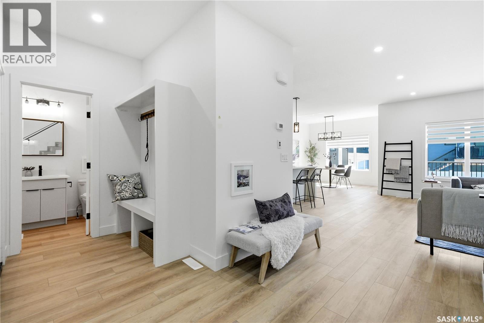 275 Dziadyk Manor, Saskatoon, SK