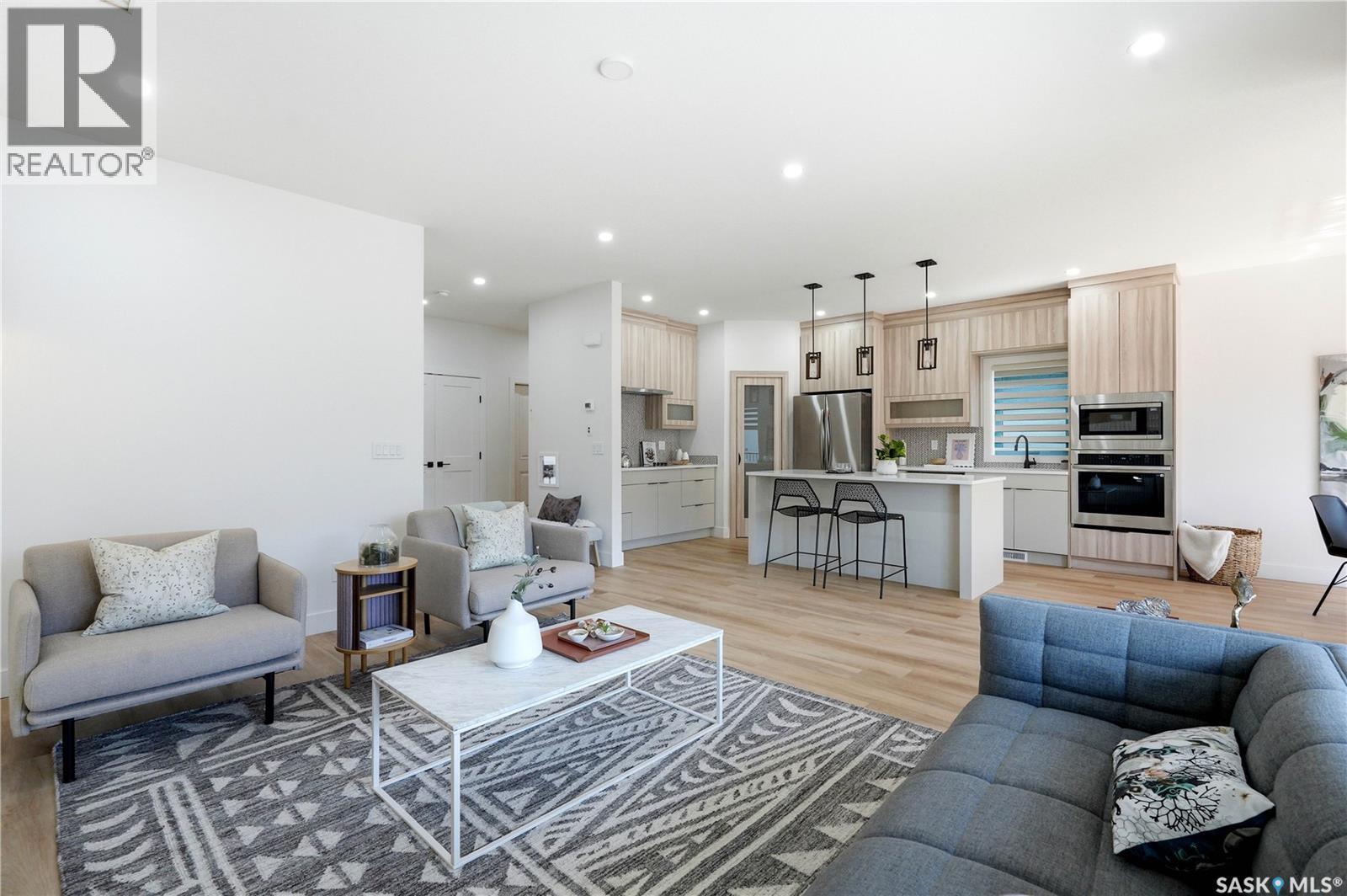 275 Dziadyk Manor, Saskatoon, SK