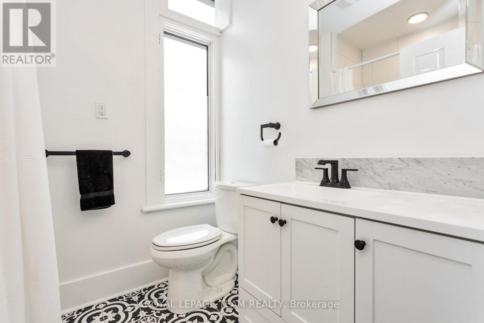 790 Bronson Avenue, Ottawa, ON