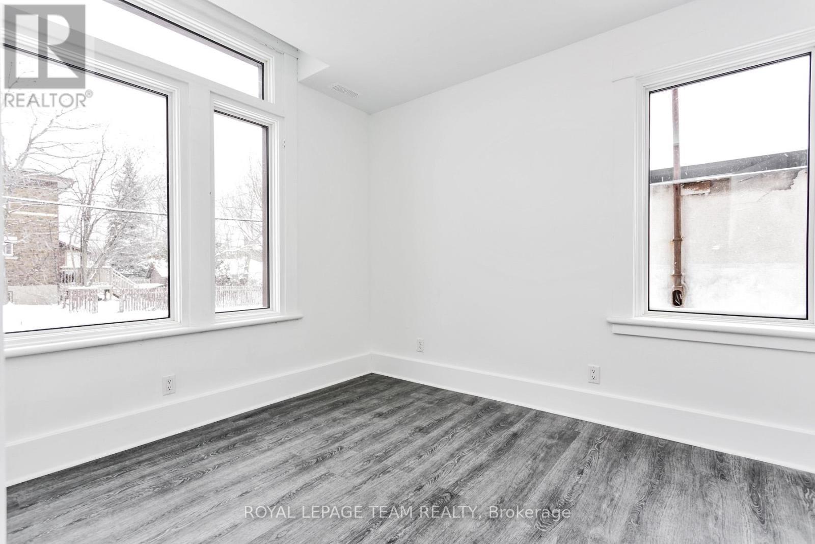 790 Bronson Avenue, Ottawa, ON