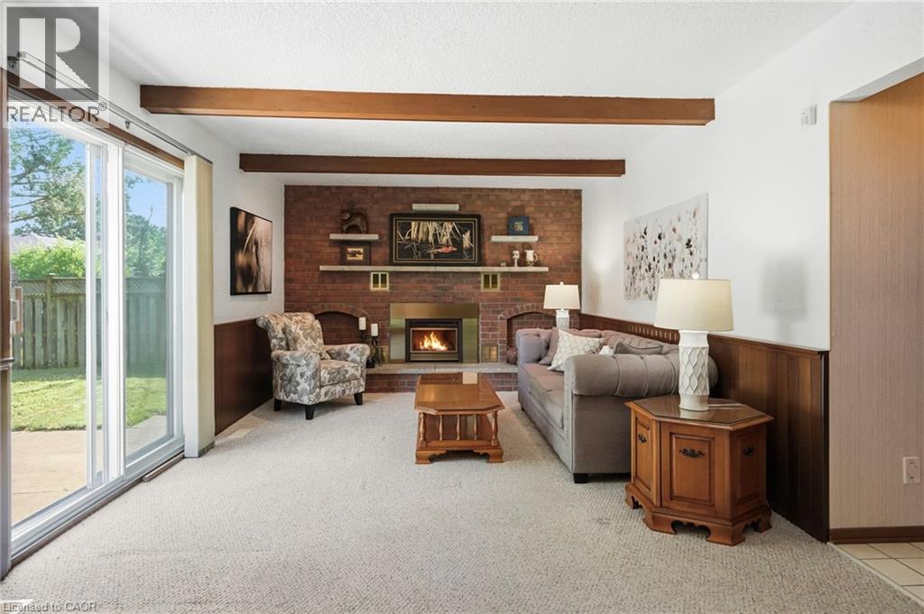 11 Tanera Crescent, St. Catharines, ON - Indoor With Fireplace