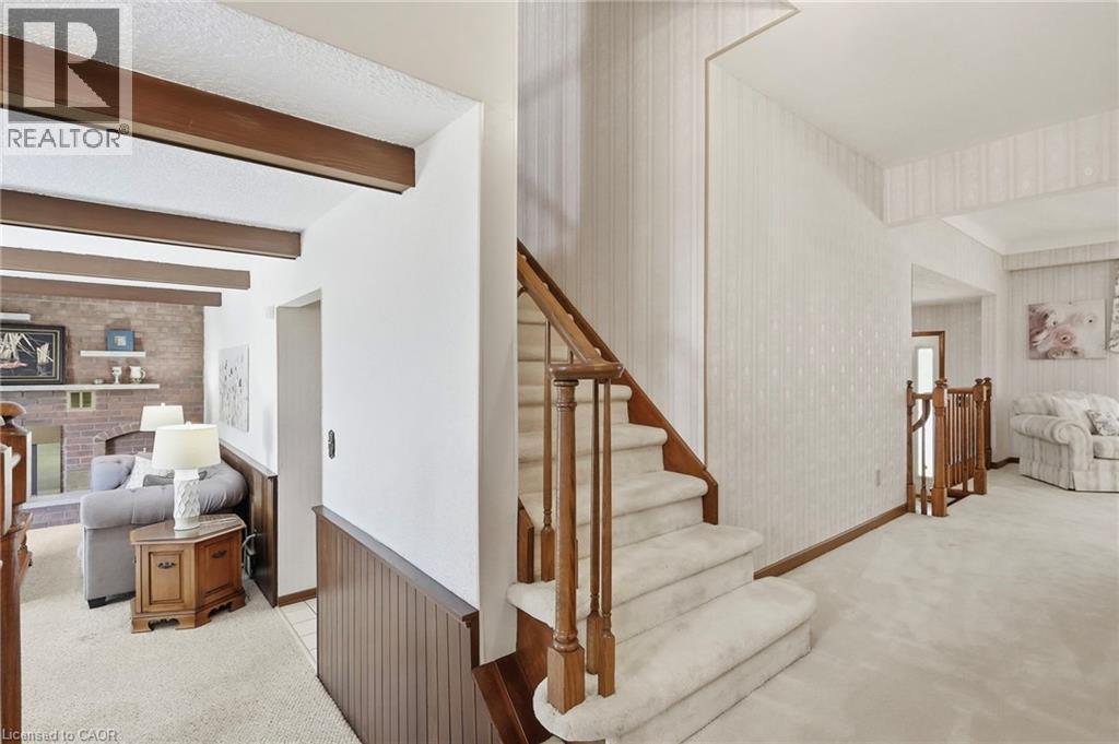 11 Tanera Crescent, St. Catharines, ON - Indoor Photo Showing Other Room