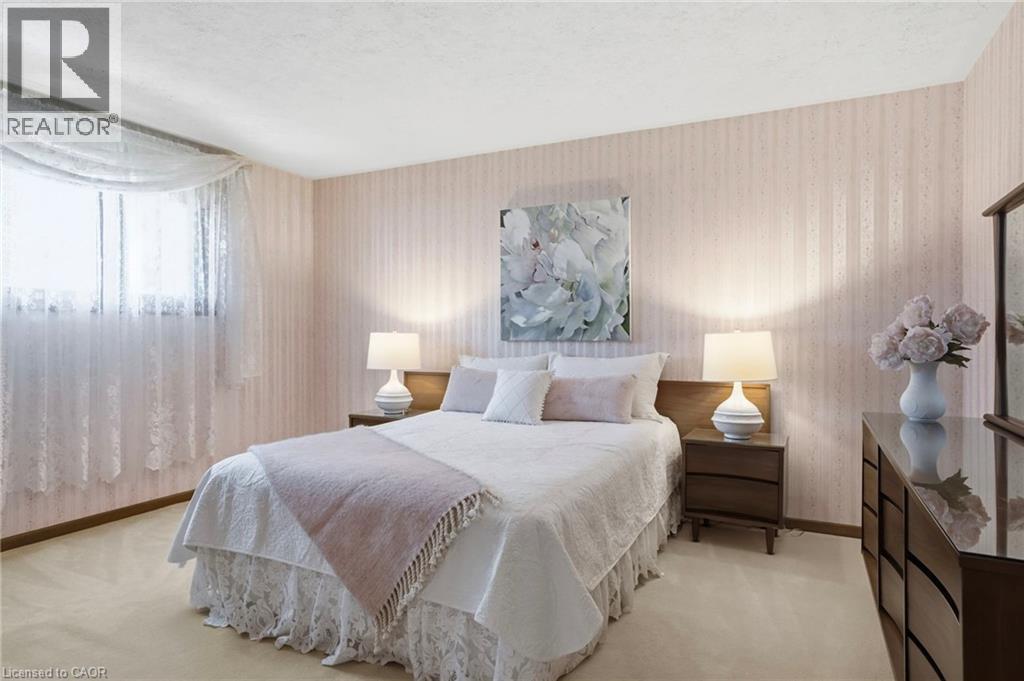 11 Tanera Crescent, St. Catharines, ON - Indoor Photo Showing Bedroom