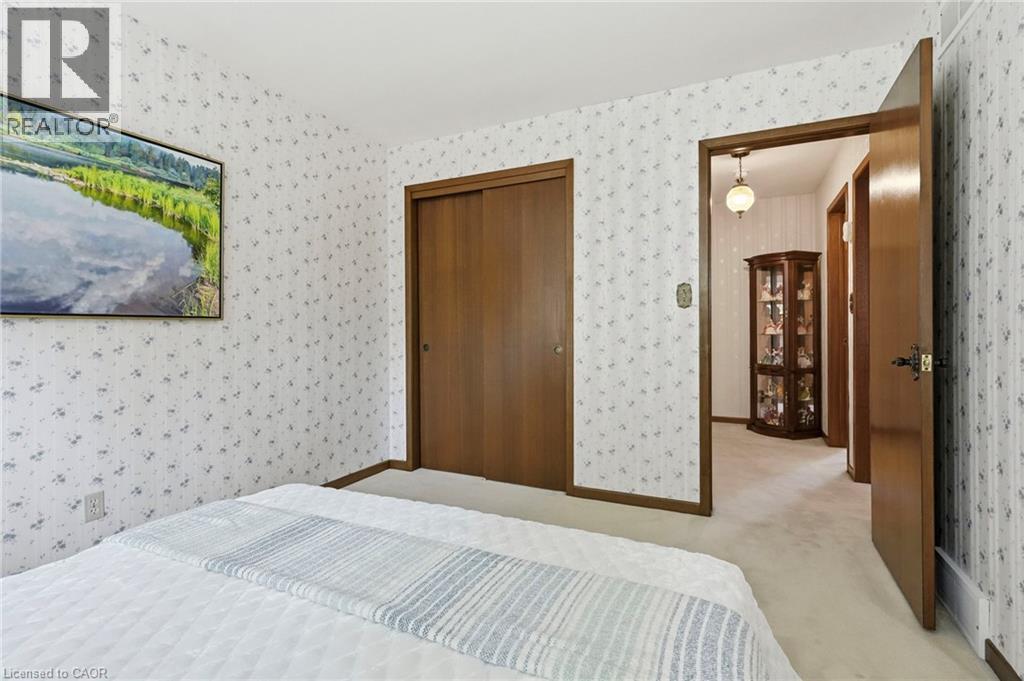 11 Tanera Crescent, St. Catharines, ON - Indoor Photo Showing Bedroom