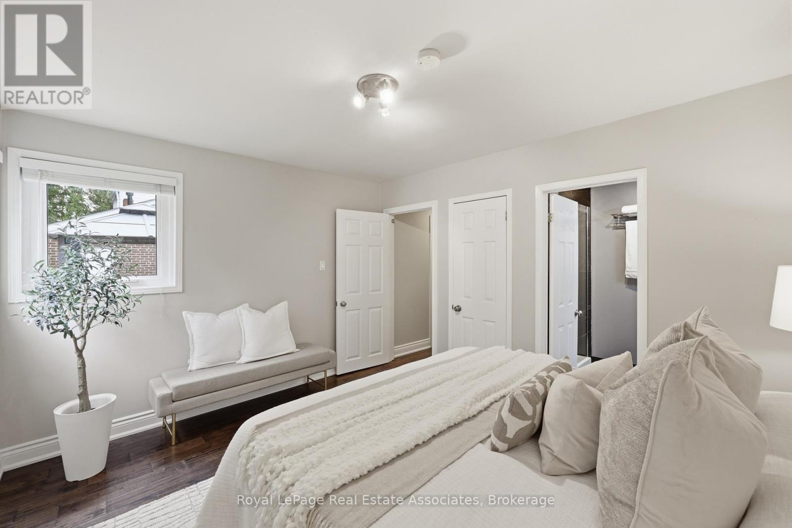 Primary Bedroom - 2 - 1924 Balsam Avenue, Mississauga, ON