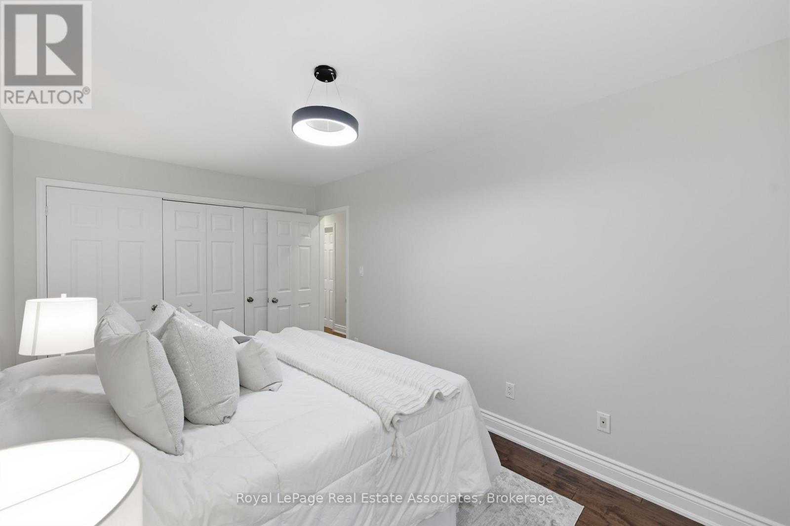 1924 Balsam Avenue, Mississauga, ON