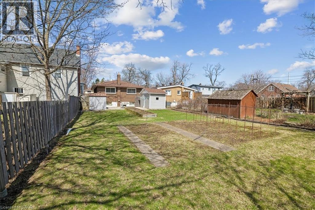 11 Duff Street, Hamilton, ON