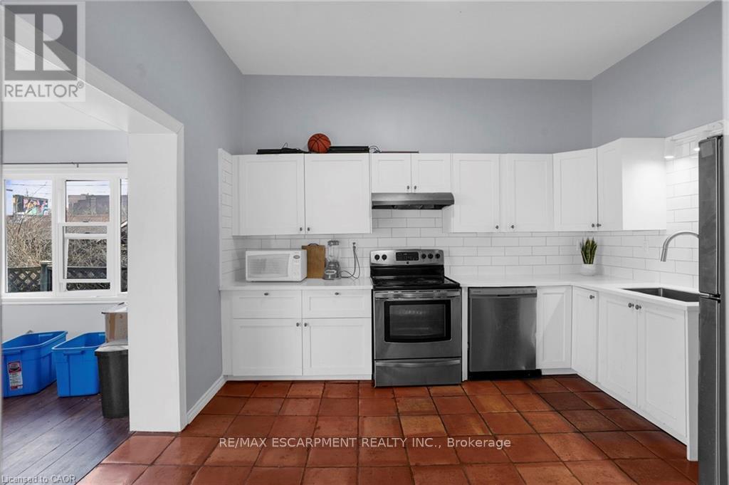11 Wright Avenue, Hamilton, ON
