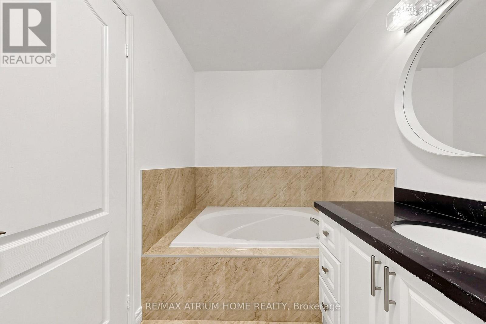 3077 Hawktail Crescent, Mississauga, ON