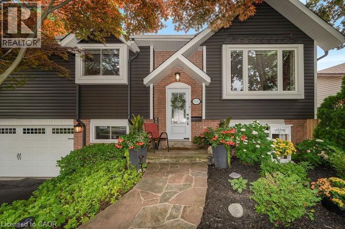 4162 Sutherland Crescent, Burlington, ON - Outdoor