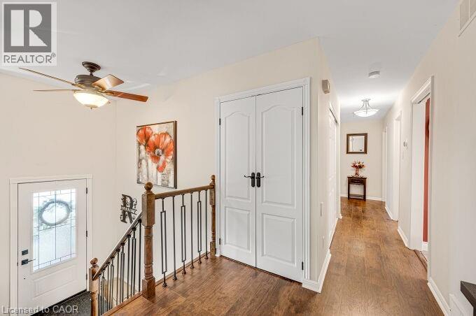 4162 Sutherland Crescent, Burlington, ON - Indoor Photo Showing Other Room