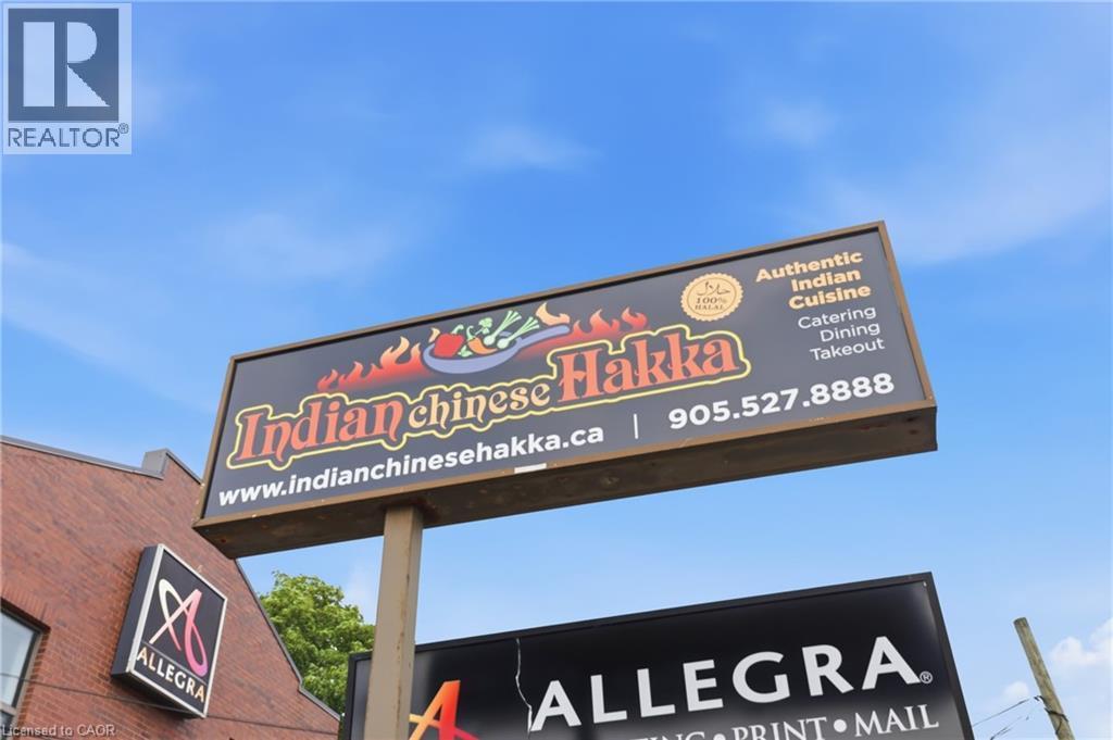 Image quality insufficient for description - 239 York Boulevard, Hamilton, ON