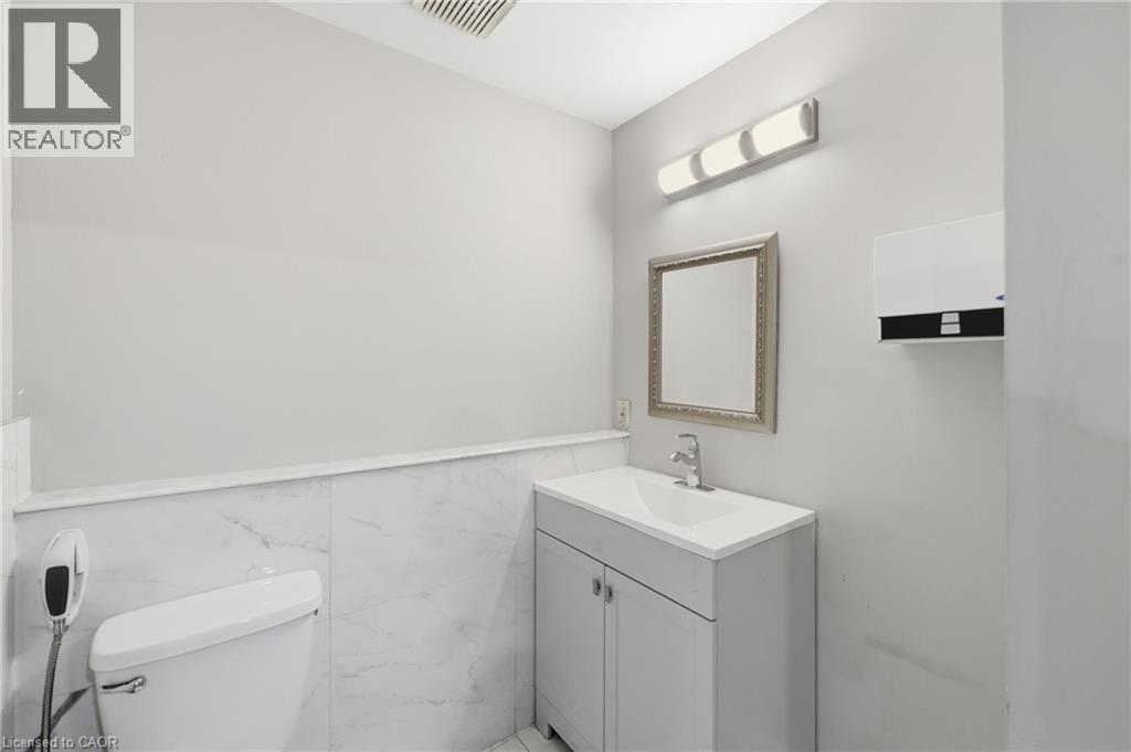 239 York Boulevard, Hamilton, ON