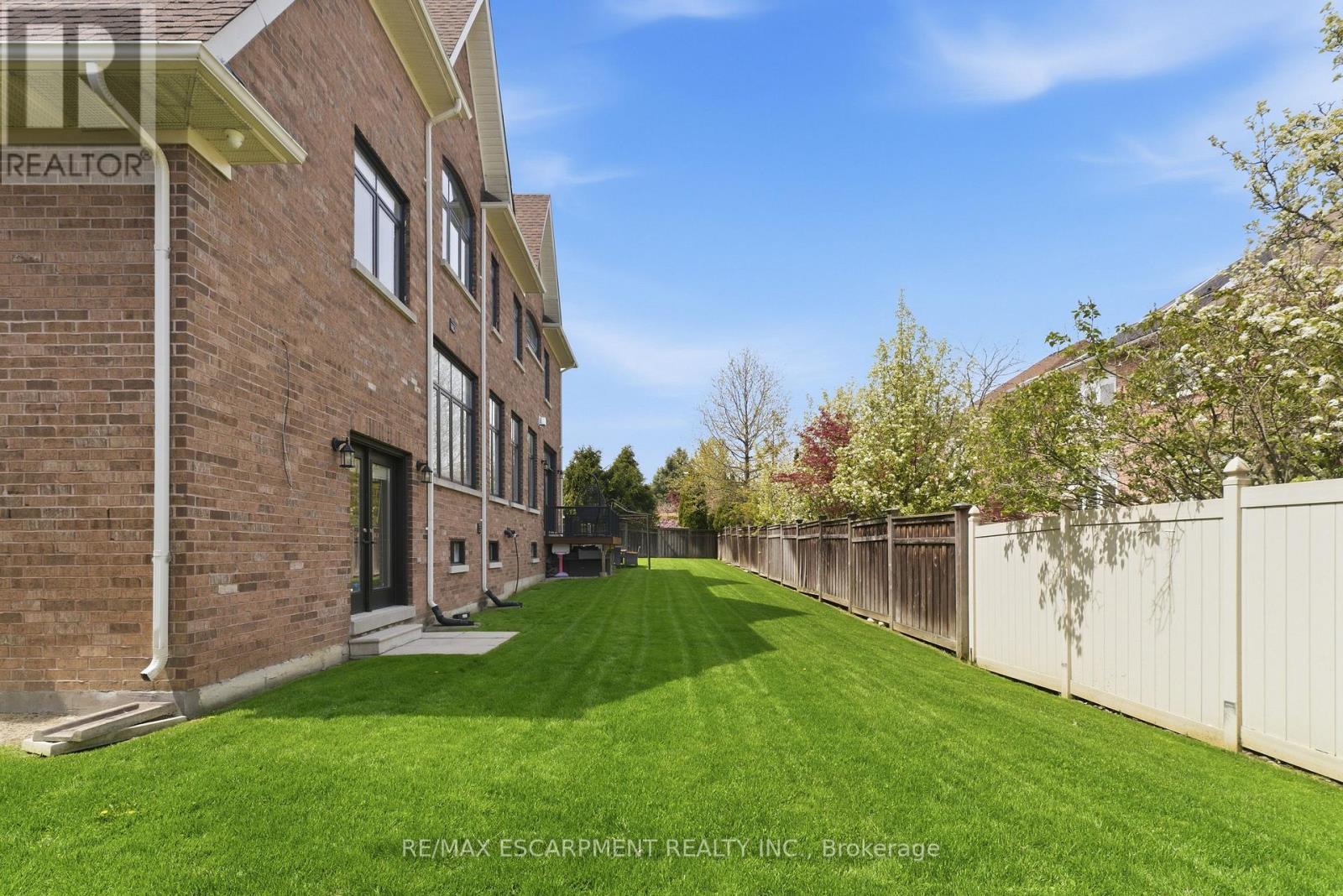950 Fredonia Drive, Mississauga, ON