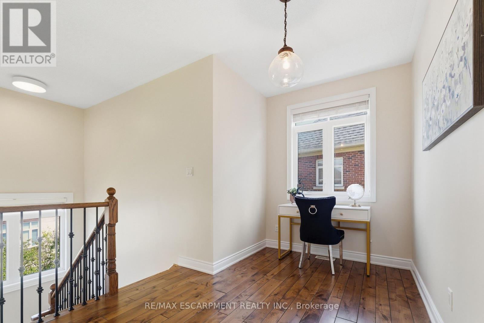 950 Fredonia Drive, Mississauga, ON