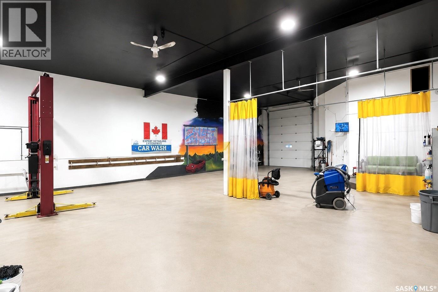 1004 17Th Street W, Saskatoon, SK