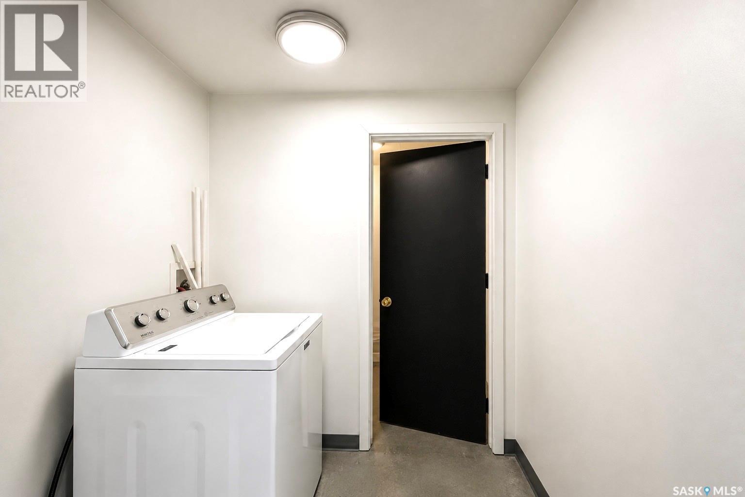 1004 17Th Street W, Saskatoon, SK