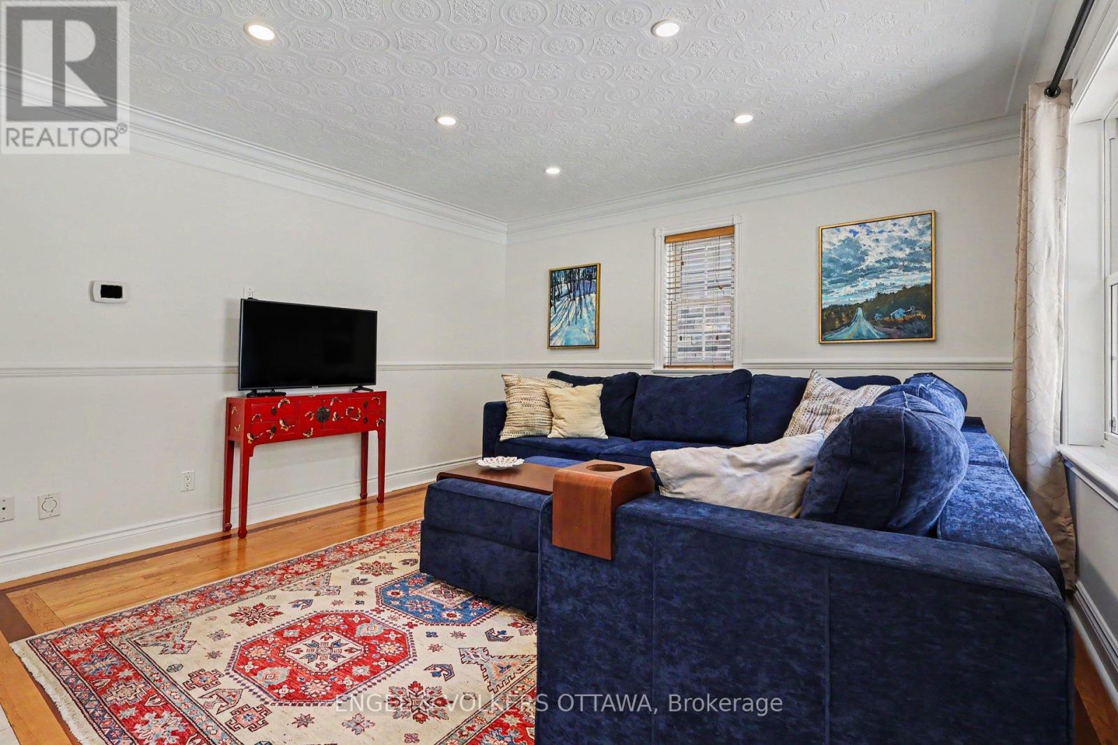 101 Ivy Crescent, Ottawa, ON