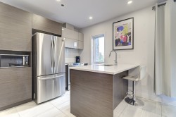 416-2001 Av. Beaconsfield Montréal (Côte-Des-Neiges/Notre-Dame-De-Grâce), QC H4A 2G7