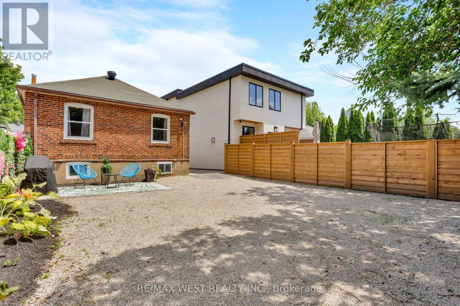 42 Stephen Drive, Toronto, ON