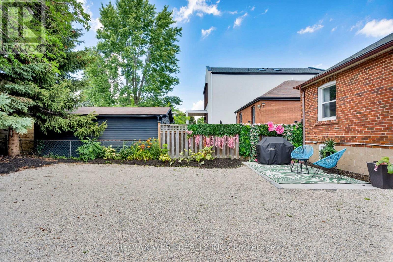 42 Stephen Drive, Toronto, ON