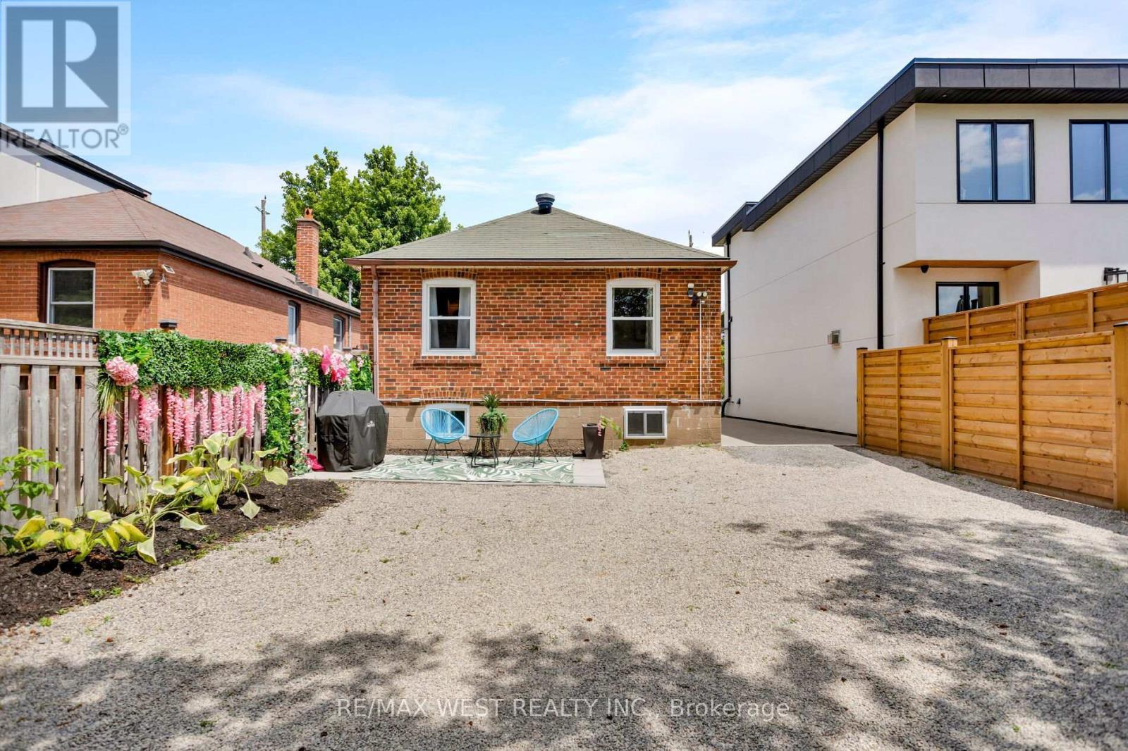 42 Stephen Drive, Toronto, ON