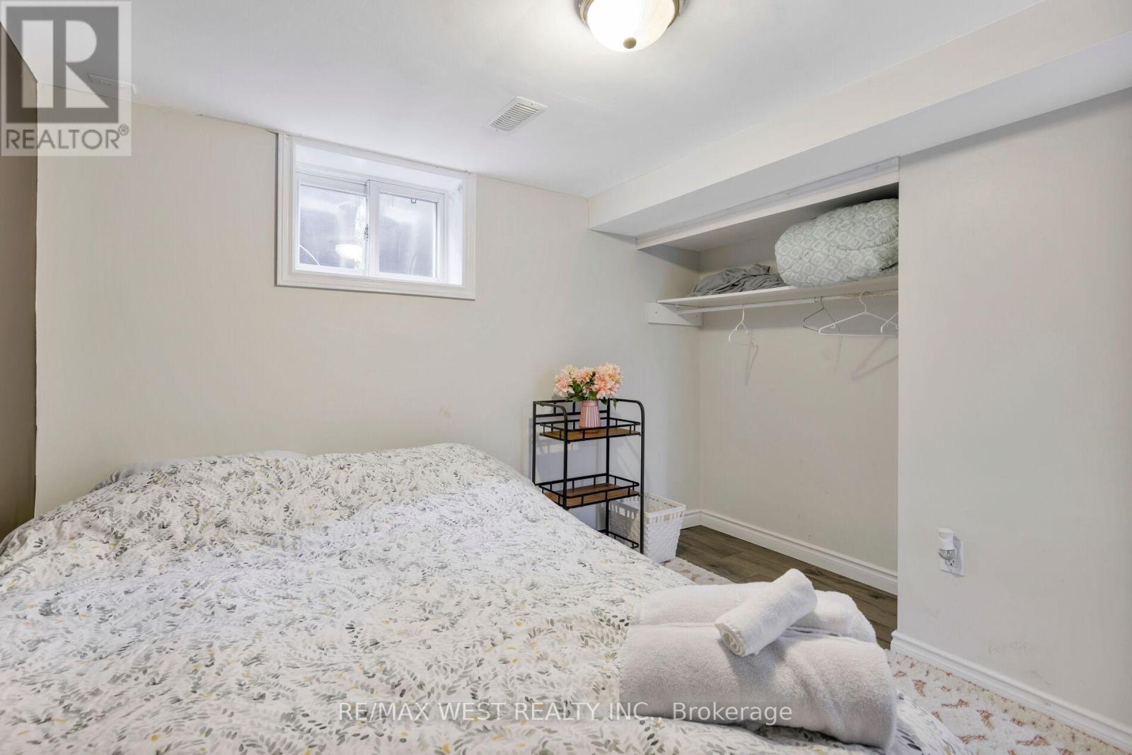 42 Stephen Drive, Toronto, ON