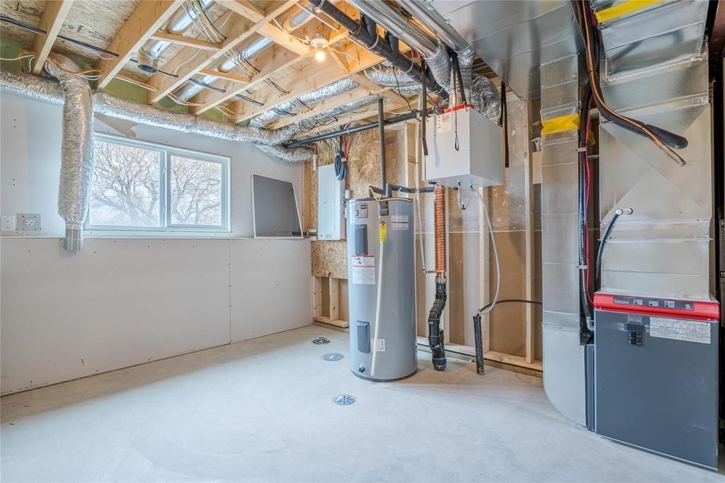 3 Elizabeth Waytiuk Cove, East Selkirk, MB - Indoor Photo Showing Basement