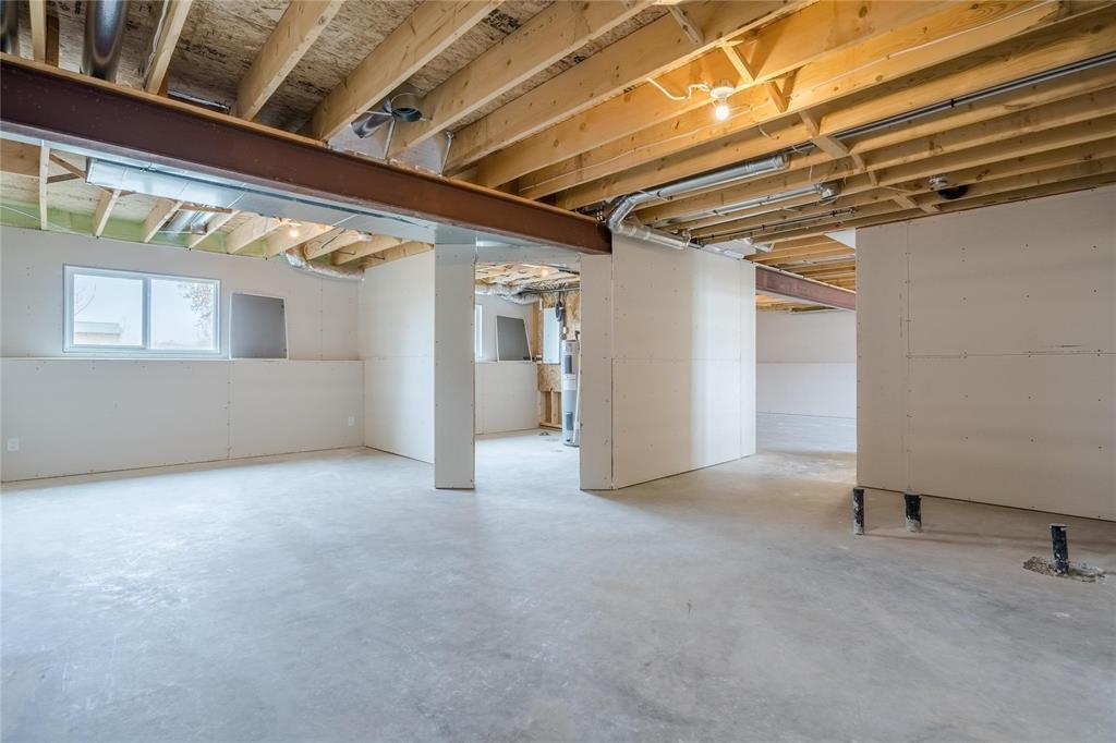 3 Elizabeth Waytiuk Cove, East Selkirk, MB - Indoor Photo Showing Basement