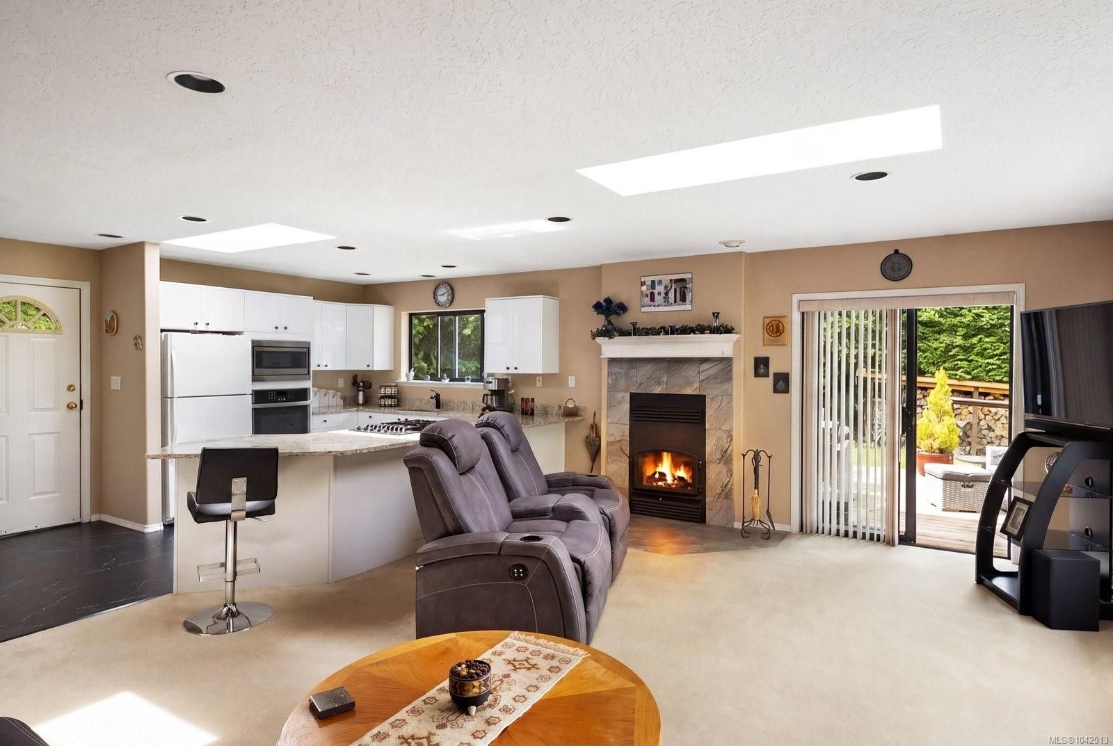 7084 Willis Point Rd, Central Saanich, BC
