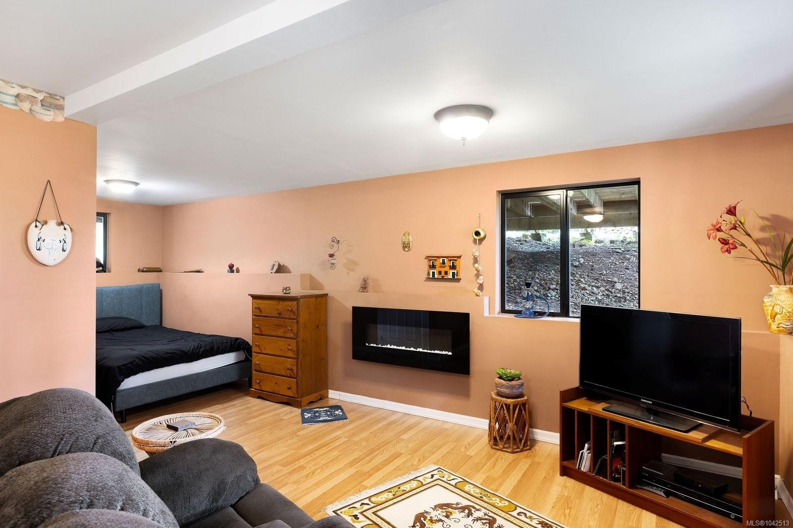7084 Willis Point Rd, Central Saanich, BC