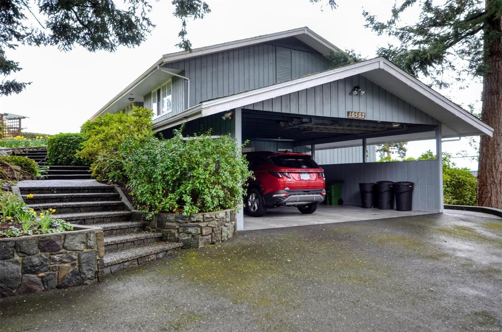 10502 Jocelyn Pl, Sidney, BC