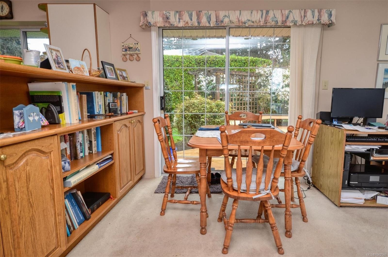 10502 Jocelyn Pl, Sidney, BC