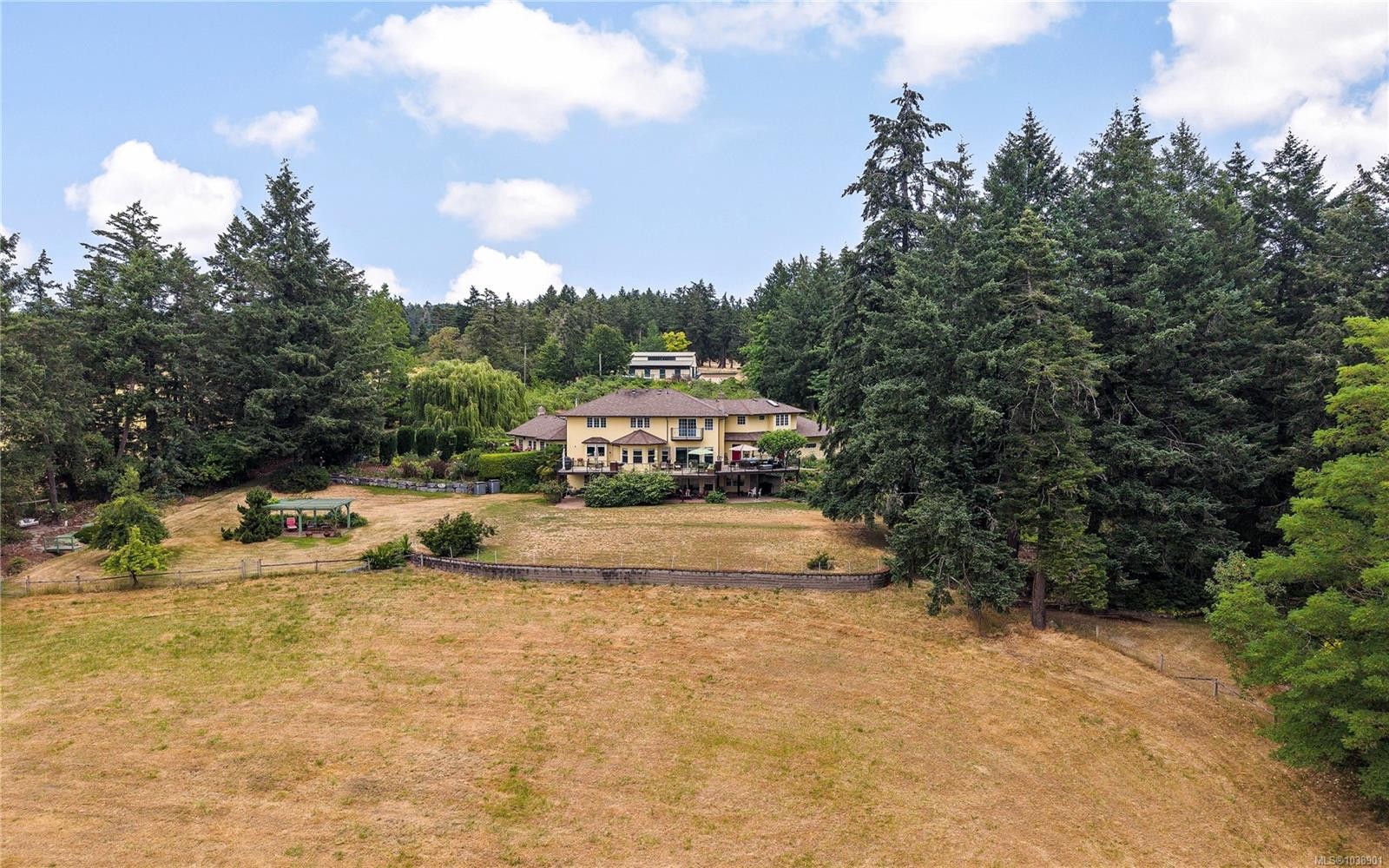 1662 Stamps Rd, Cowichan Bay, BC