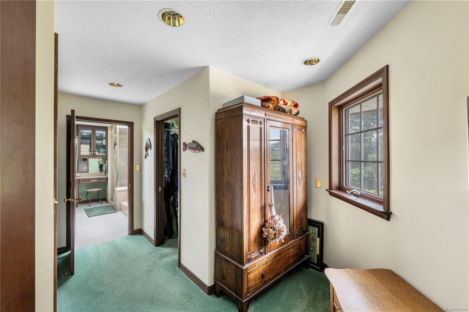 1662 Stamps Rd, Cowichan Bay, BC