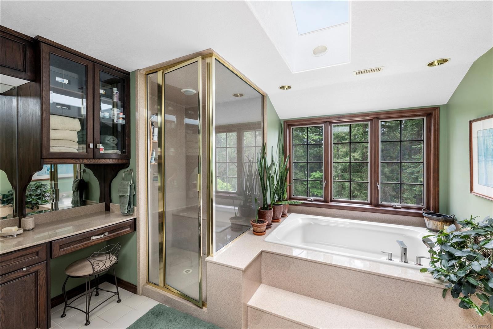 1662 Stamps Rd, Cowichan Bay, BC