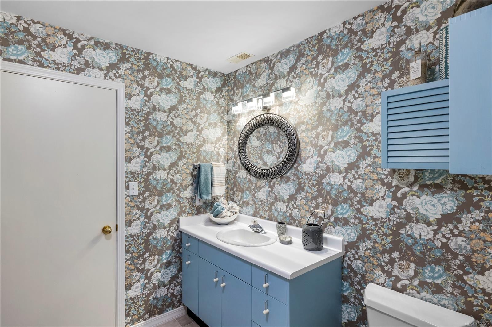 1662 Stamps Rd, Cowichan Bay, BC
